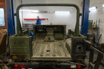 3-069-Convertible-Mercedes-GWagen-VerdePallido-080383