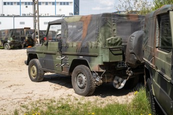 3-072-Convertible-Mercedes-GWagen-VerdePallido-080383