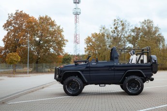 2A-004-Convertible-Mercedes-GWagen-MidnightBlue-076316