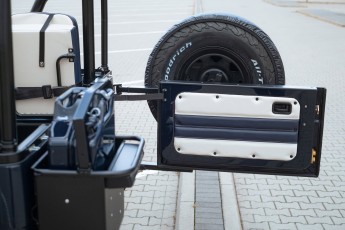 2A-070-Convertible-Mercedes-GWagen-MidnightBlue-076316