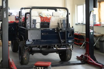 3-007-Convertible-Mercedes-GWagen-MidnightBlue-076316