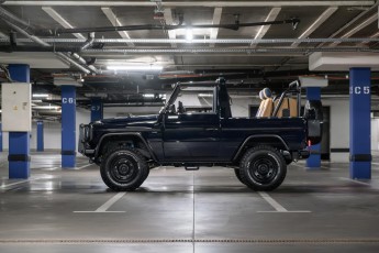 2A-004-Vintage-Mercedes-GWagon-MidnightBlue-080489