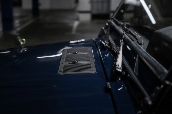 2A-018-Vintage-Mercedes-GWagon-MidnightBlue-080489