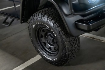 2A-019-Vintage-Mercedes-GWagon-MidnightBlue-080489