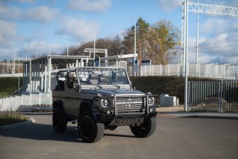 2B-001-Custom-Mercedes-GWagon-MojaveSilver-080462