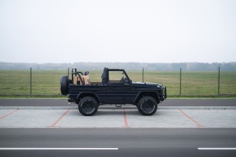 2B-001-Vintage-Mercedes-GWagon-MidnightBlue-080489