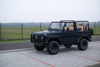 2B-006-Vintage-Mercedes-GWagon-MidnightBlue-080489