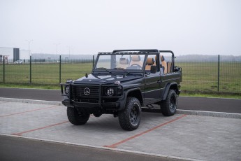 2B-009-Vintage-Mercedes-GWagon-MidnightBlue-080489