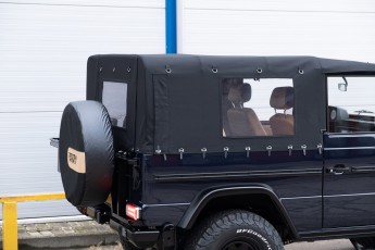 2B-016-Vintage-Mercedes-GWagon-MidnightBlue-080489