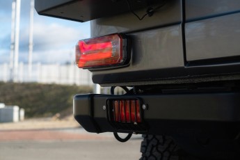 2B-033-Custom-Mercedes-GWagon-MojaveSilver-080462