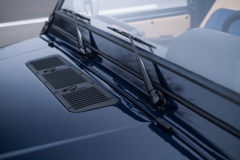 2B-037-Vintage-Mercedes-GWagon-MidnightBlue-080489