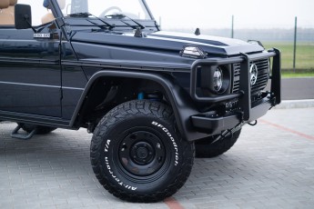 2B-038-Vintage-Mercedes-GWagon-MidnightBlue-080489