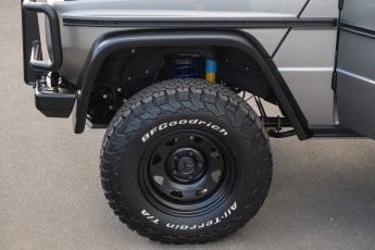 2B-055-Custom-Mercedes-GWagon-MojaveSilver-080462