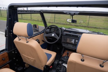 2B-057-Vintage-Mercedes-GWagon-MidnightBlue-080489
