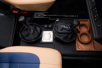 2B-062-Vintage-Mercedes-GWagon-MidnightBlue-080489