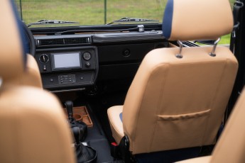 2B-067-Vintage-Mercedes-GWagon-MidnightBlue-080489