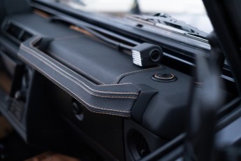 2B-080-Vintage-Mercedes-GWagon-MidnightBlue-080489