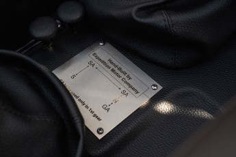 2B-085-Custom-Mercedes-GWagon-MojaveSilver-080462