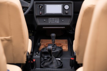 2B-096-Vintage-Mercedes-GWagon-MidnightBlue-080489