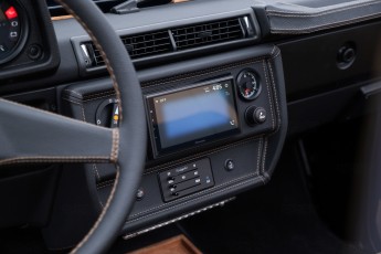 2B-102-Vintage-Mercedes-GWagon-MidnightBlue-080489