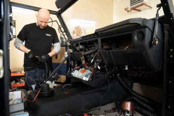 3-005-Vintage-Mercedes-GWagon-MidnightBlue-080489