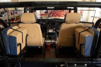 3-006-Vintage-Mercedes-GWagon-MidnightBlue-080489