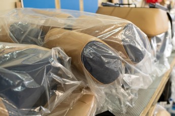 3-014-Vintage-Mercedes-GWagon-MidnightBlue-080489