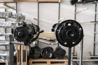 3-028-Vintage-Mercedes-GWagon-MidnightBlue-080489