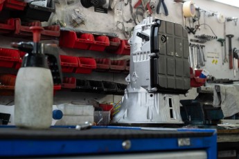 3-029-Vintage-Mercedes-GWagon-MidnightBlue-080489