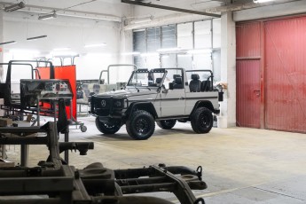 2A-002-Convertible-Mercedes-250GD-Chalk-082098