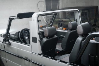 2A-035-Convertible-Mercedes-250GD-Chalk-082098