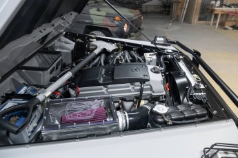 2A-060-Convertible-Mercedes-250GD-Chalk-082098