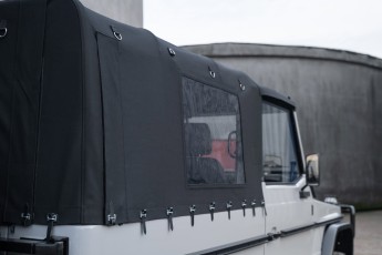 2B-018-Convertible-Mercedes-250GD-Chalk-082098