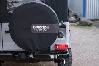 2B-035-Convertible-Mercedes-250GD-Chalk-082098