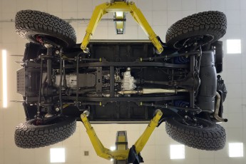 3-000a-Convertible-Mercedes-250GD-Chalk-082098