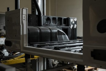 3-024-Convertible-Mercedes-250GD-Chalk-082098