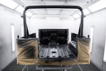 3-029-Convertible-Mercedes-250GD-Chalk-082098