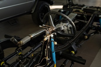 3-030-Convertible-Mercedes-250GD-Chalk-082098