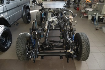 3-031-Convertible-Mercedes-250GD-Chalk-082098