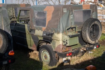 3-064-Convertible-Mercedes-250GD-Chalk-082098