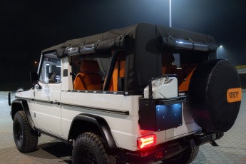 2A-012-Convertible-Mercedes-250GD-DiamondWhite-085419