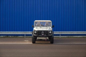 2B-005-Custom-Mercedes-GWagon-White(031)-077676