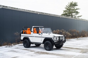 2B-010-Convertible-Mercedes-250GD-DiamondWhite-085419