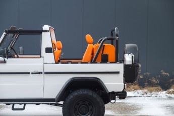 2B-013-Convertible-Mercedes-250GD-DiamondWhite-085419