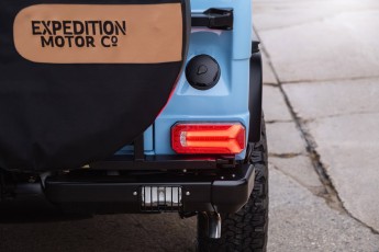 2B-019-Convertible-Mercedes-GWagen-GulfBlue-088653