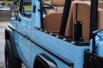 2B-020-Convertible-Mercedes-GWagen-GulfBlue-088653