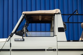 2B-023-Custom-Mercedes-GWagon-White(031)-077676