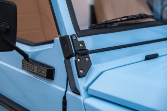 2B-027-Convertible-Mercedes-GWagen-GulfBlue-088653