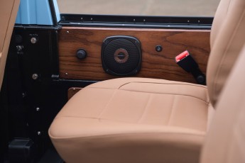 2B-041-Convertible-Mercedes-GWagen-GulfBlue-088653