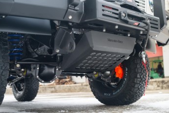 2B-042-Convertible-Mercedes-250GD-DiamondWhite-085419